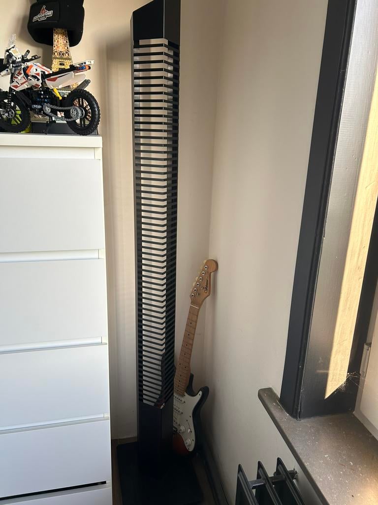 Cd rek, Huis en Inrichting, Woonaccessoires | Cd- en Dvd-rekken, Ophalen, Zo goed als nieuw, Metaal, Cd's