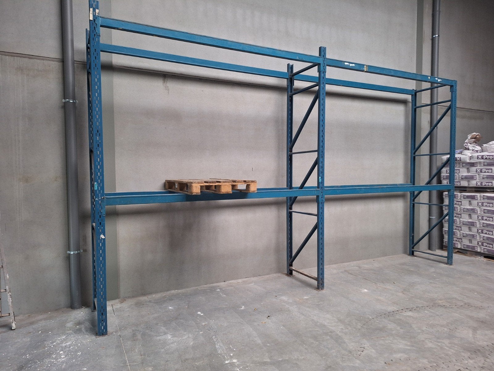 Palletstelling 3m hoogte, Ophalen