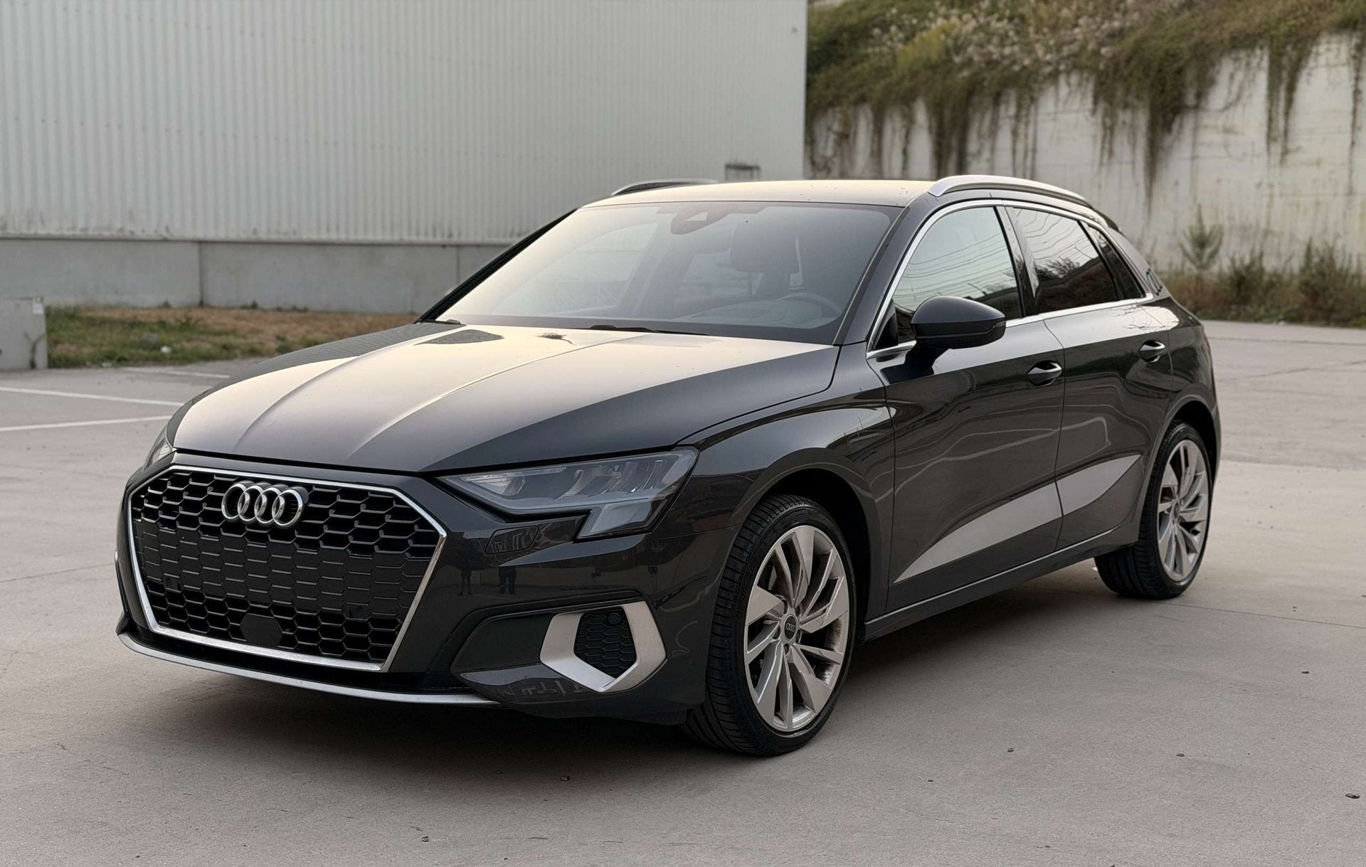 Audi A3 30 TFSI S-T • VIRTUAL COCKPIT • HUD • GARANTIE, Auto's, Automaat, Stof, Gebruikt, Bedrijf