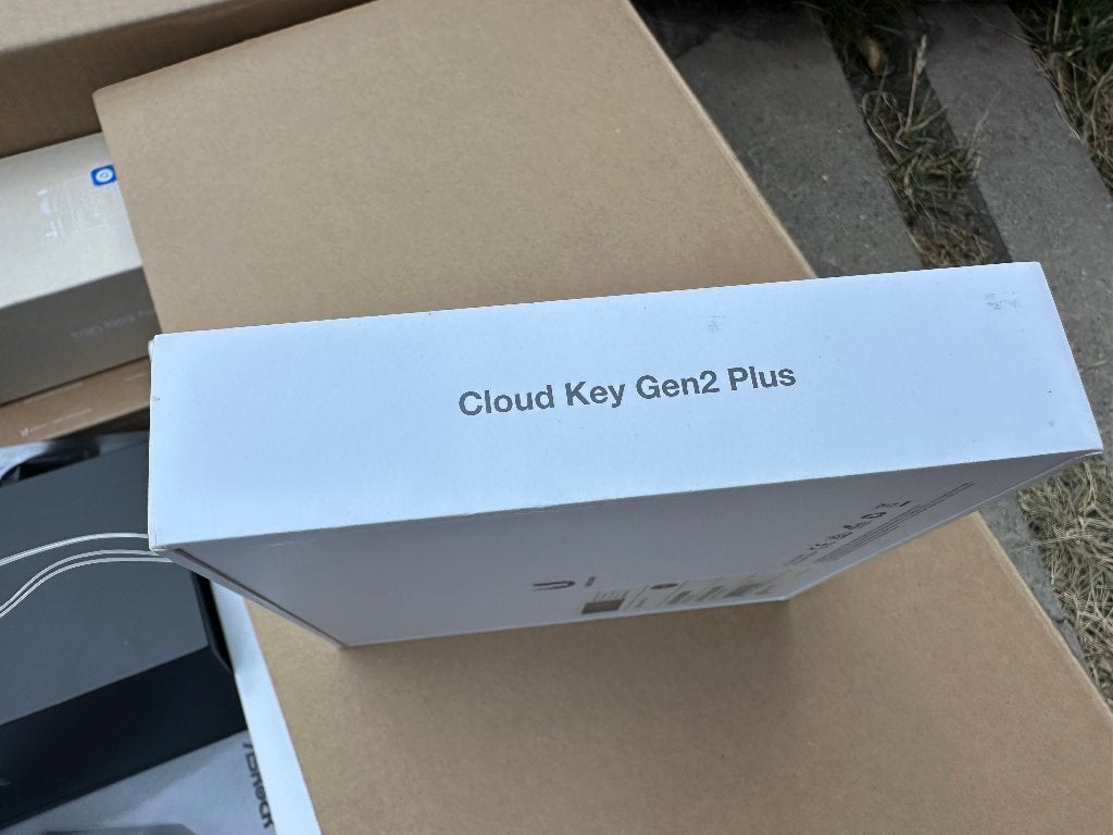 Ubiquiti UniFi Cloud Key Gen2 Plus (UCK-G2-PLUS), Ophalen, Zo goed als nieuw, Overige typen