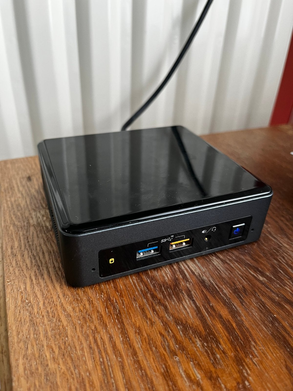 Intel NUC8i3BEK2 Mini PC – Compact en snel, Computers en Software, Desktop Pc's, Ophalen of Verzenden, Zo goed als nieuw, 8 GB