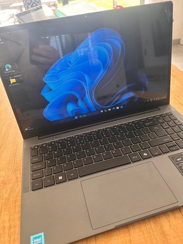 Medion akoya E15233, Computers en Software, Windows Laptops, Ophalen of Verzenden, Zo goed als nieuw, 4 GB, 4 Ghz of meer