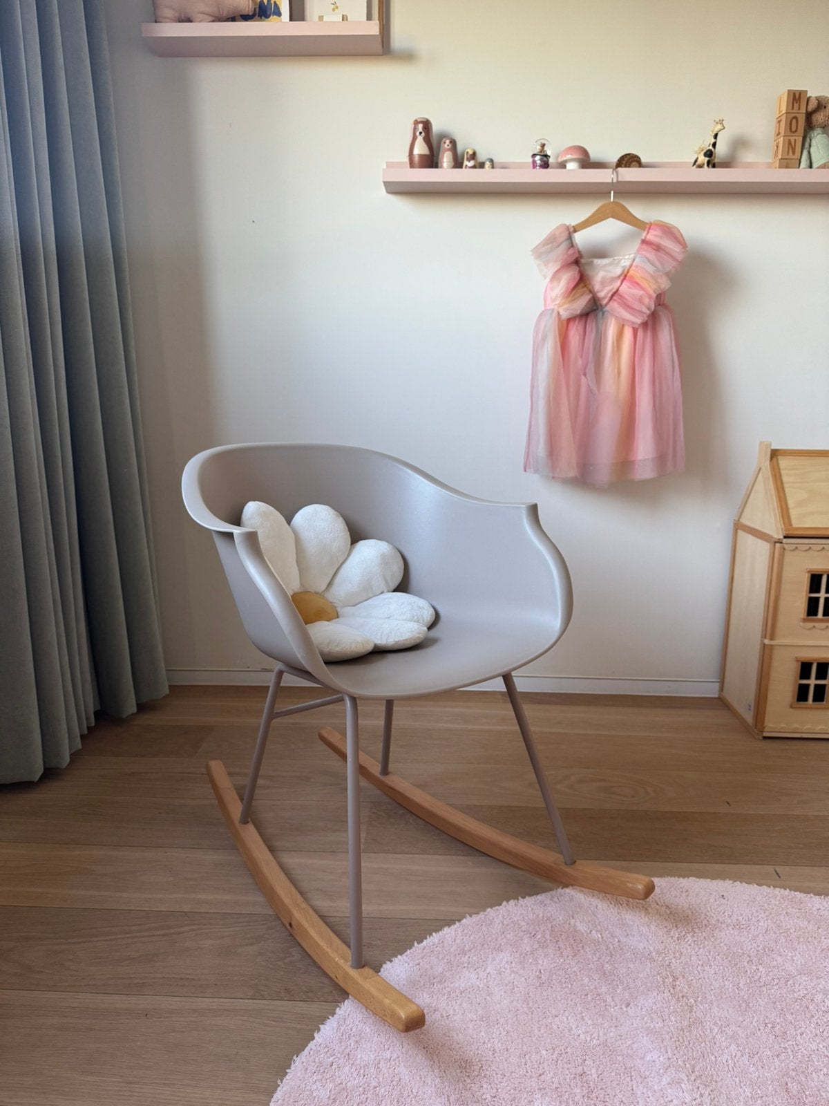 Schommelstoel Petit Amelie - Beige/Hout, Kinderen en Baby's, Ophalen, Zo goed als nieuw