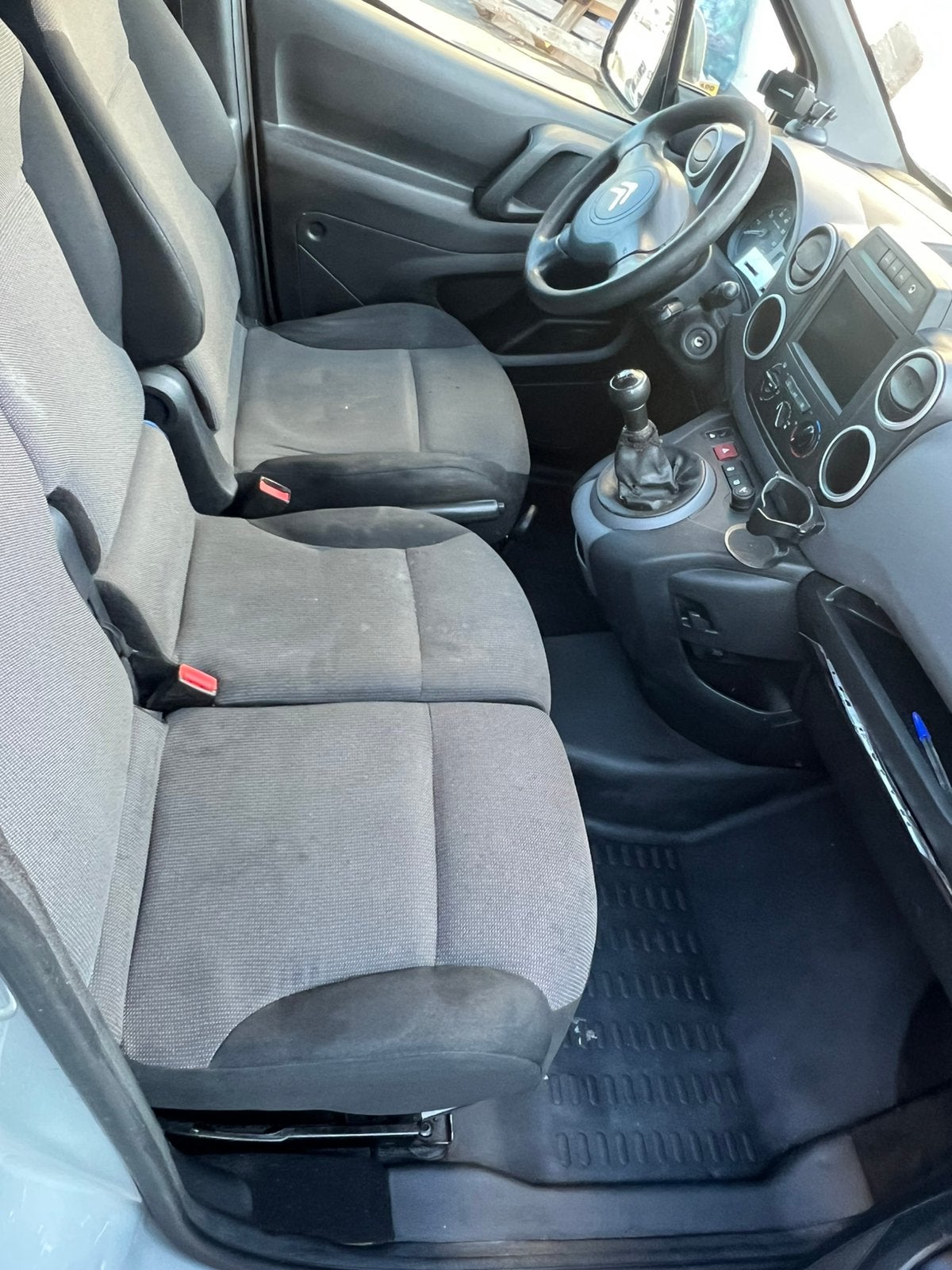Citroën berlingo, Autos, Argent ou Gris, Achat, Euro 6, Boîte manuelle