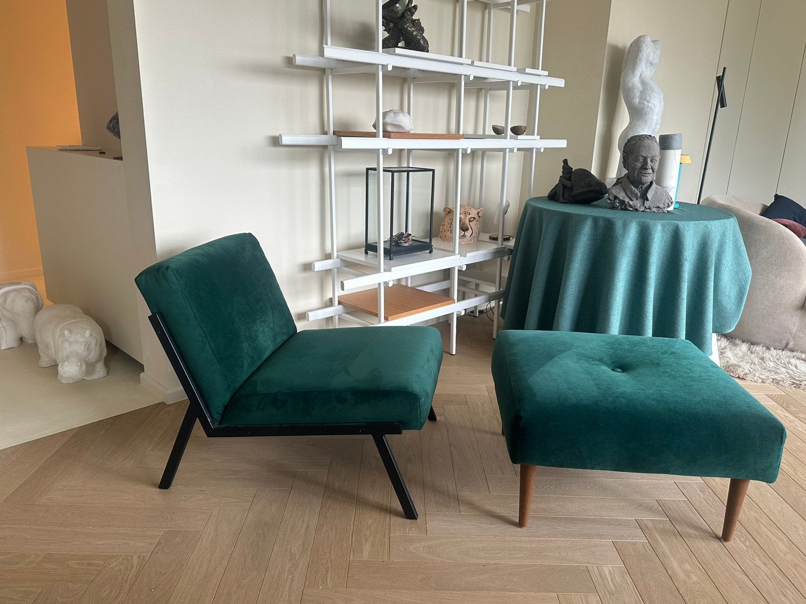Fauteuil met voetbankje - Deens design - biljartgroen, Huis en Inrichting, Ophalen, Eenpersoons, Minder dan 75 cm, Design - kan ook in vintage interieur of werelddecor