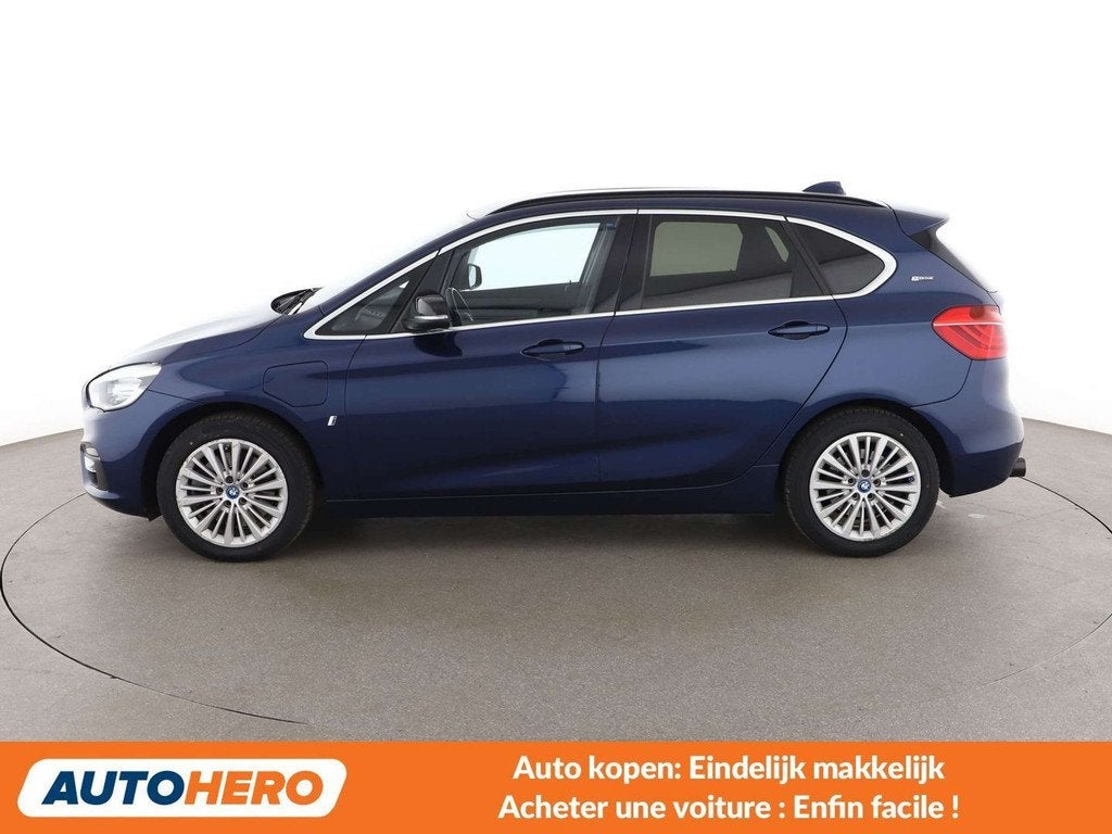 BMW 2 Serie 225 225xe Active Tourer Luxury Line (bj 2016), Auto's, BMW, Automaat, Gebruikt, Zwart, Blauw