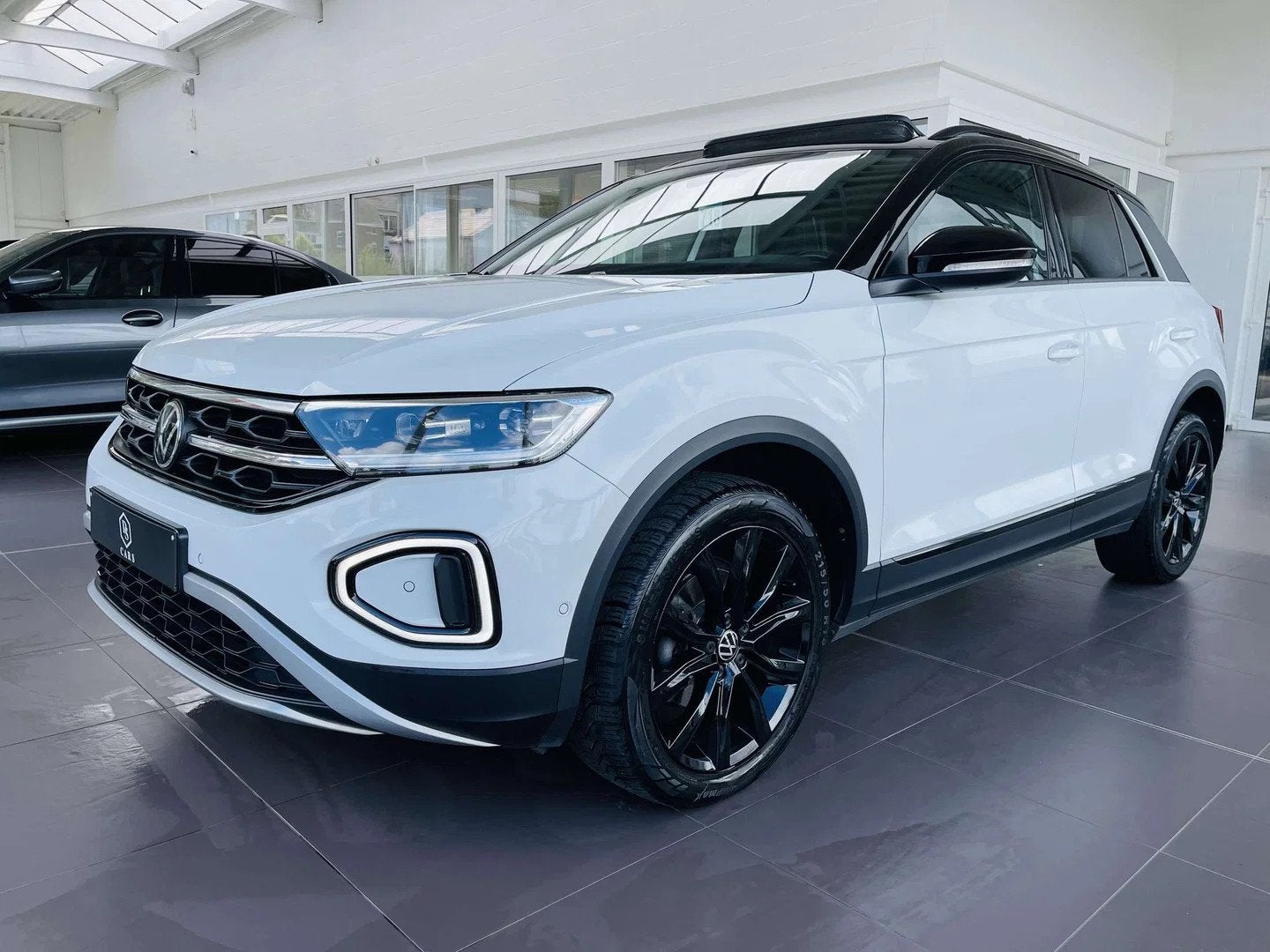 Volkswagen T-Roc 1.5i TSI * GARANTIE + TOIT PANO + LED + GPS, Autos, Achat, Entreprise, Alcantara, 5 places