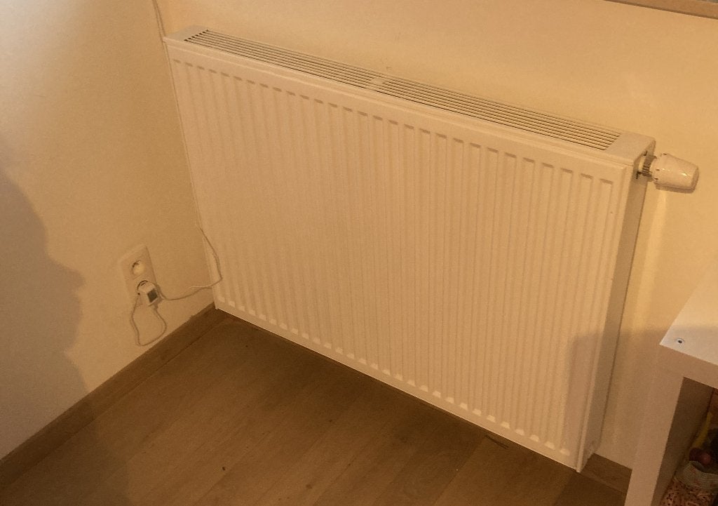 radiateur 100 largeur x 70 hauteur x 10 profondeur, Comme neuf, Enlèvement, Radiateur, 30 à 80 cm