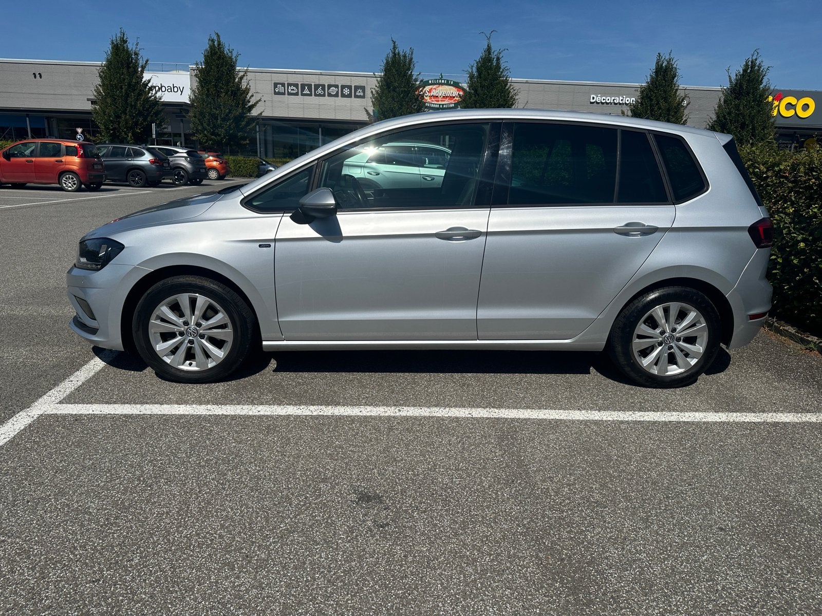 Golf sportsvan grise 2018 join confortline, Autos, Volkswagen, Argent ou Gris, Achat, Noir, 5 places