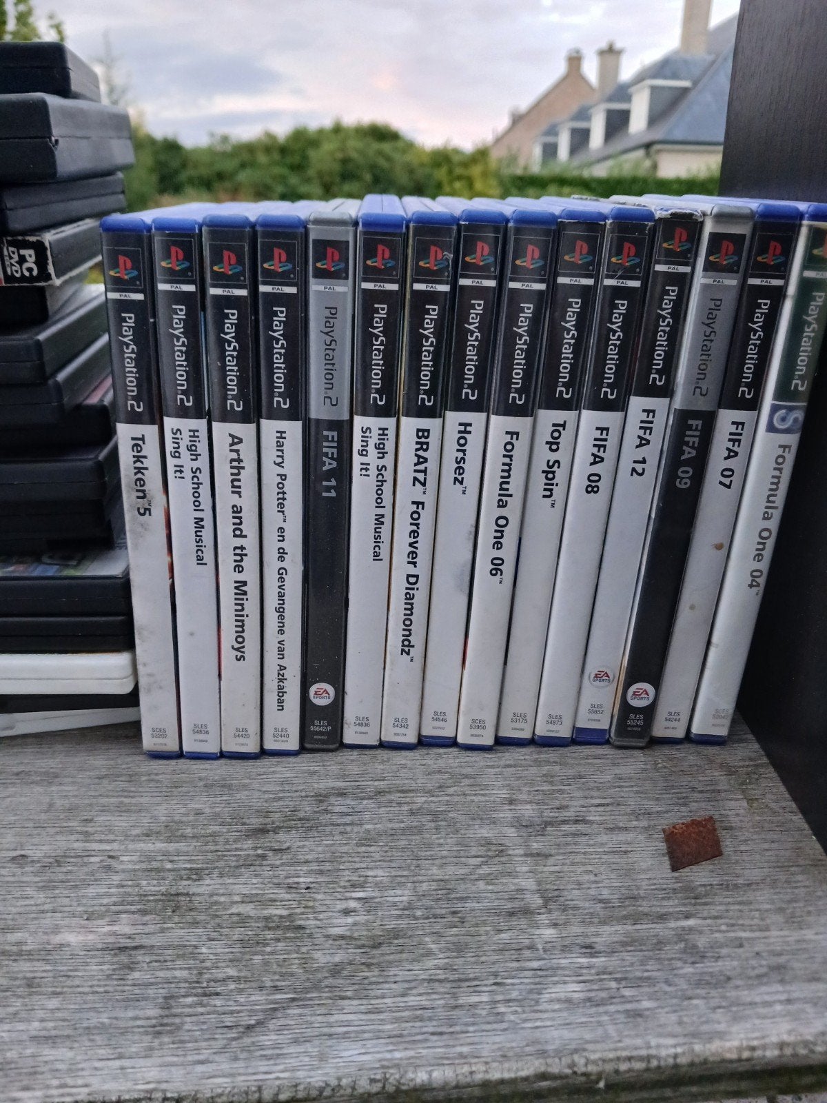 PS2 games + 1 PS4 game + 1 PS5 game, Games en Spelcomputers, Ophalen