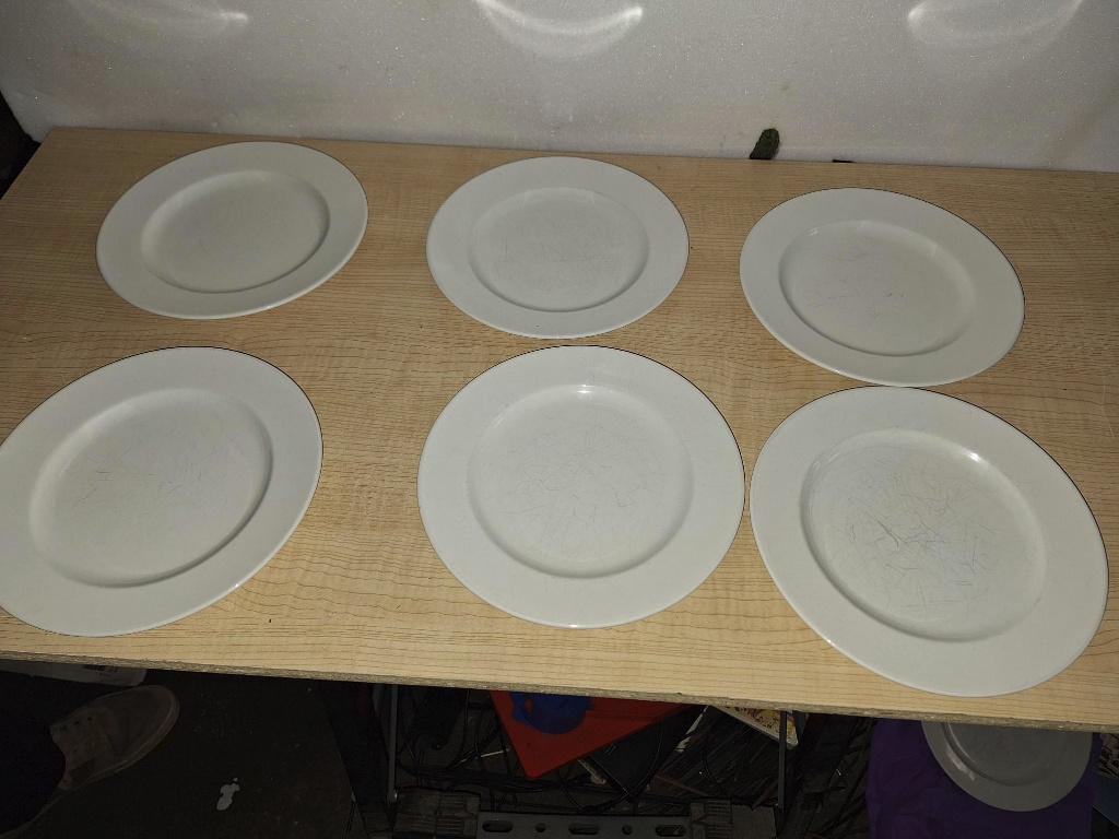 6 borden ikea, Huis en Inrichting, Keuken | Servies, Ophalen of Verzenden, Zo goed als nieuw, Bord(en)