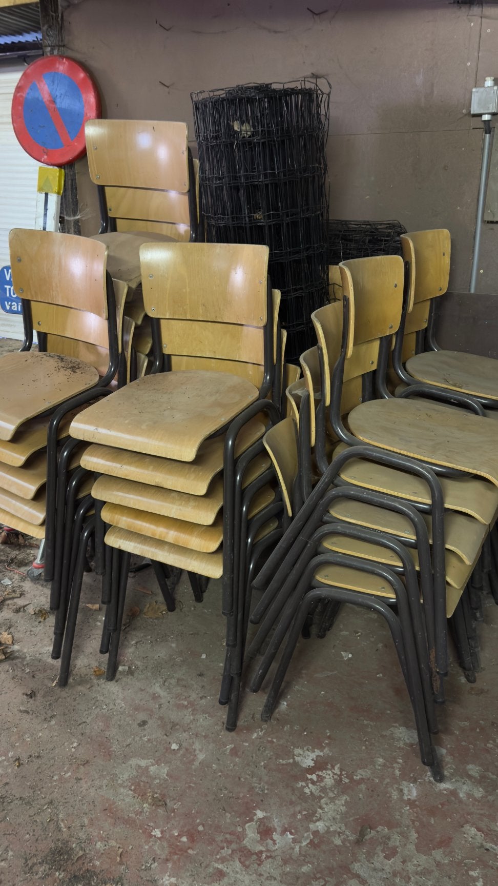 25 st. Stoelen, Huis en Inrichting, Ophalen, Zo goed als nieuw