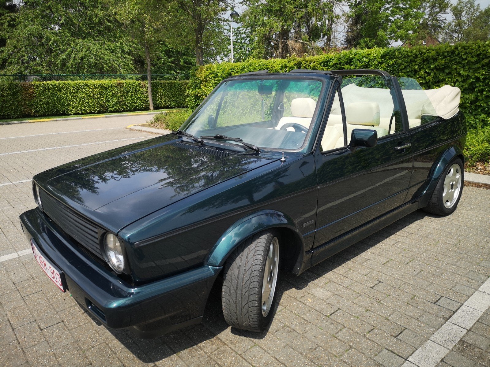2 oldtimers Ford Escort VW Golf, foto 12