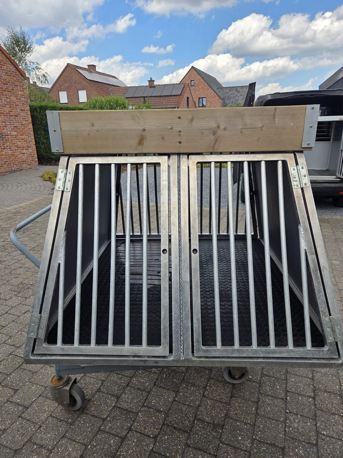 Dubbele Hondenbench voor in de auto, Dieren en Toebehoren, Hondenhokken, Ophalen, 65 tot 100 cm, Hondenhok, 110 cm of meer