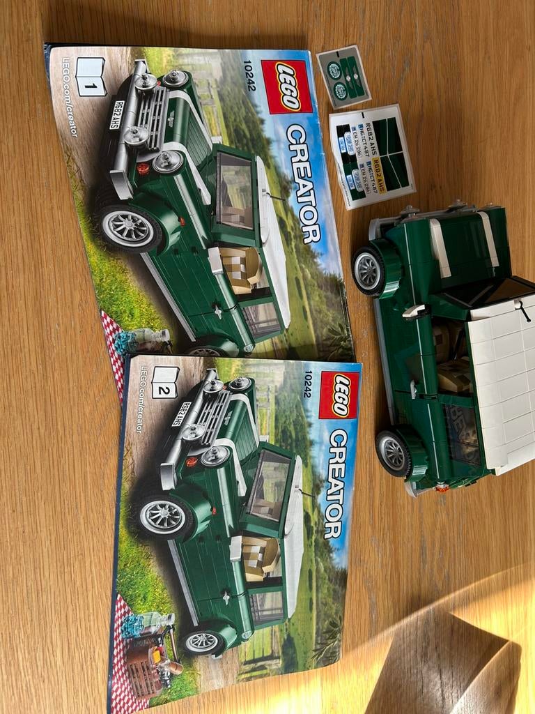 Lego mini cooper (10242) met ongebruikte stickers, Compleet, Lego, Ophalen of Verzenden, Zo goed als nieuw