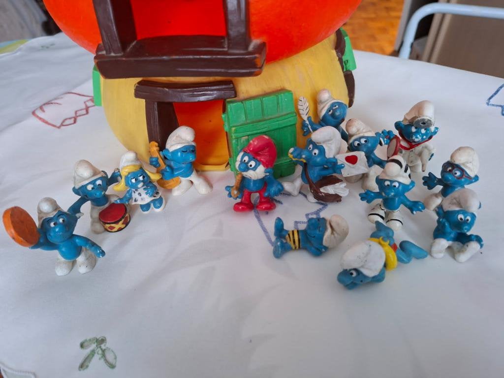 Maison des Schtroumpfs et personnages, Enlèvement ou Envoi, Utilisé, Différents Schtroumpfs