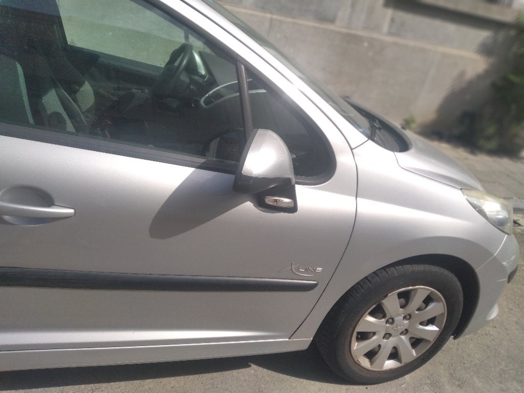 Peugeot 207 in heel goede staat. 138.000km, Auto's, 4 deurs, Stof, Zwart, Particulier