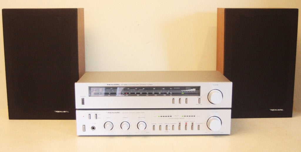 Realistic SA-600 Versterker + Tuner & Speakers / Tandy Corp., Audio, Tv en Foto, Ophalen of Verzenden, Zo goed als nieuw, Tuner of Radio