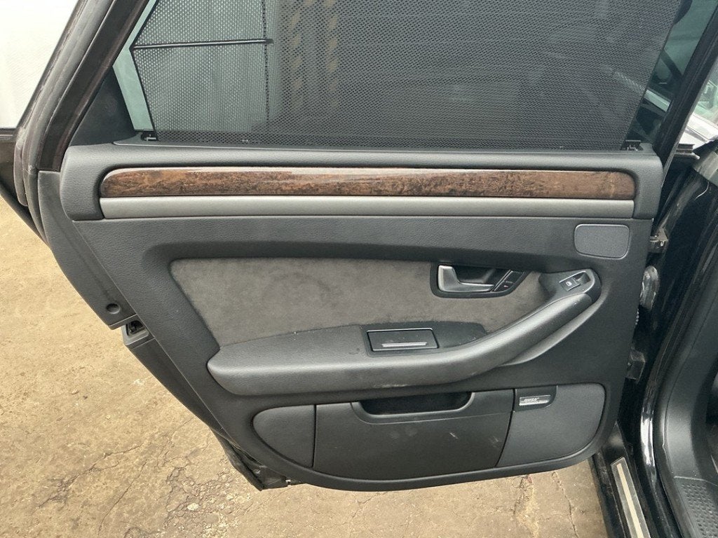 PANNEAU DE PORTE ARRIÈRE GAUCHE A8 (D3) (|4E0867303E|), Auto-Union-Straße  1,
85057  Ingolstadt, DE, Info@audi.de, Audi, Utilisé