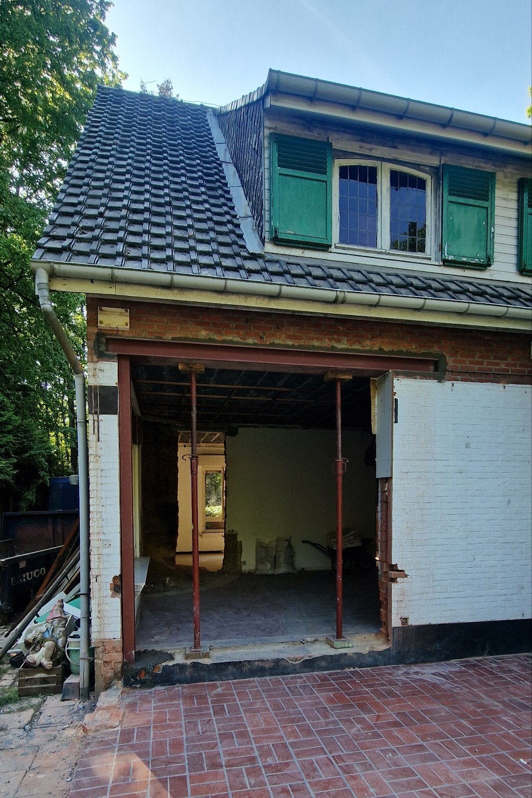 Poutrel steken,Poutrel draagen.0465784727
