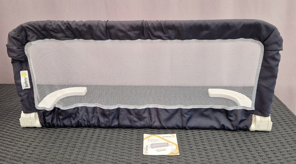 De Safety 1st Portable Bed Rail houdt je kind veilig in bed., Ophalen, Zo goed als nieuw, Minder dan 140 cm