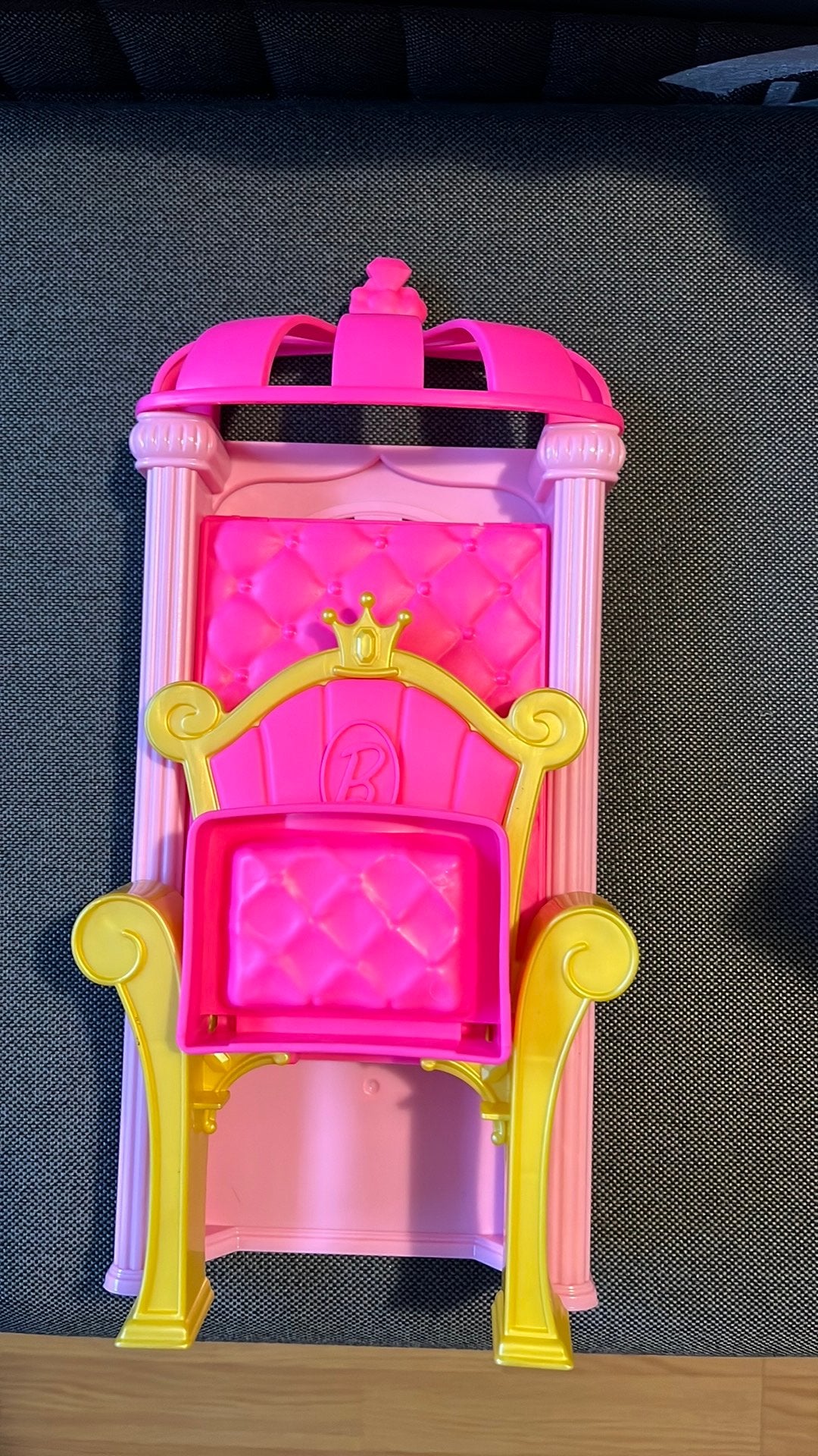 Barbie stoel, Ophalen, Zo goed als nieuw, Accessoires