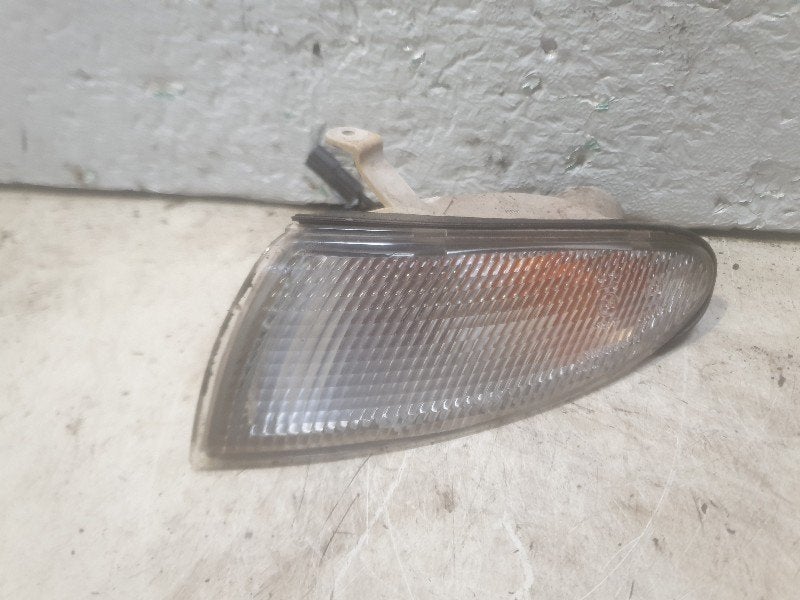 KNIPPERLICHT LINKS Mazda Xedos 6 (01-1992/01-1999), Hitdorfer Straße 73
51371  Leverkusen, DE, Gebruikt, Mazda, Info@mazda.de