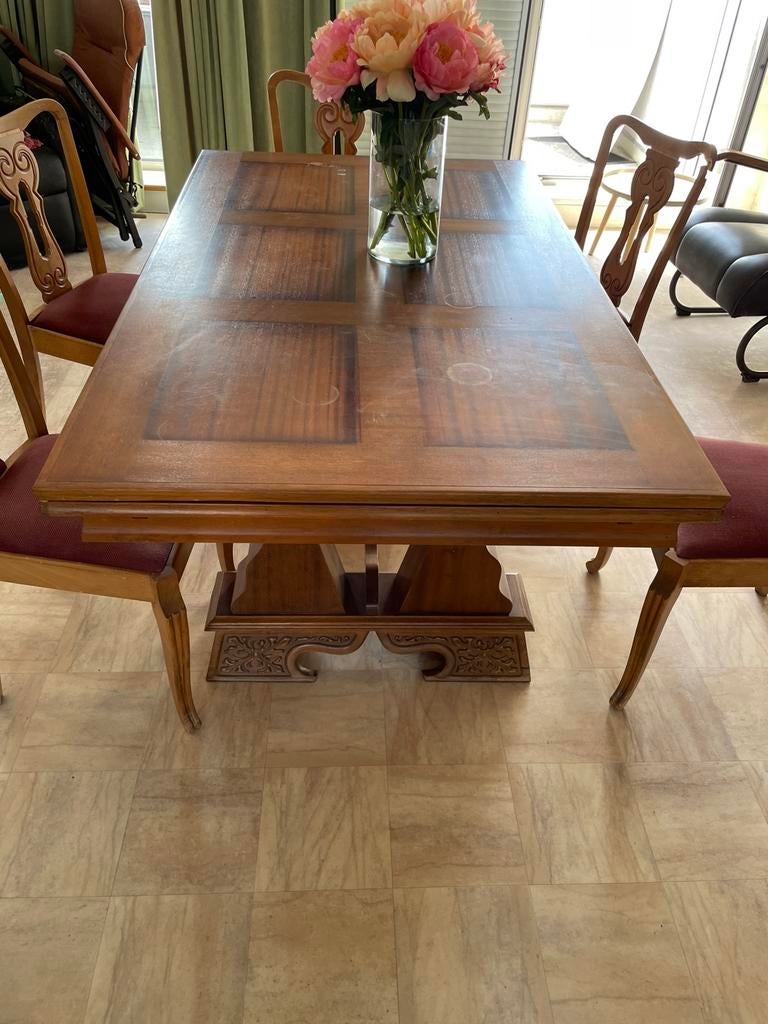 Une table à manger, Ophalen of Verzenden, Gebruikt