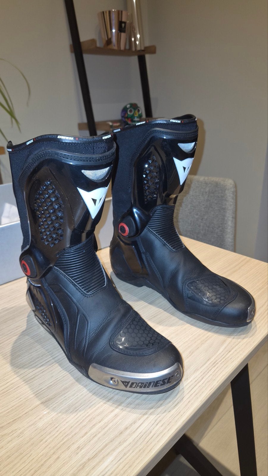 chaussure de moto Dainese taille 43, Motos, Enlèvement ou Envoi