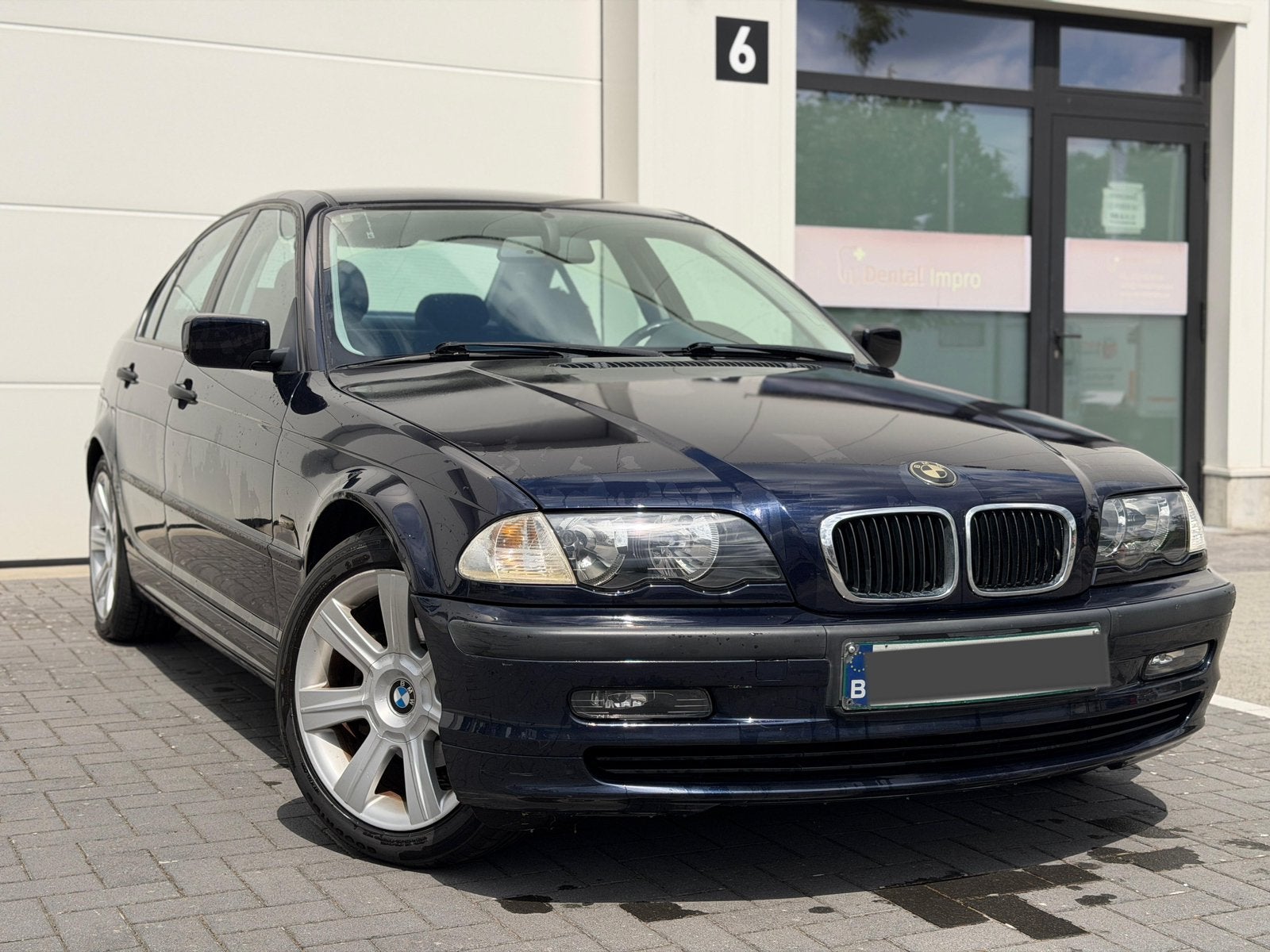 Bmw 318i Automaat Airco slechts 110.000km, Auto's, BMW, Automaat, Bedrijf, Radio, Te koop