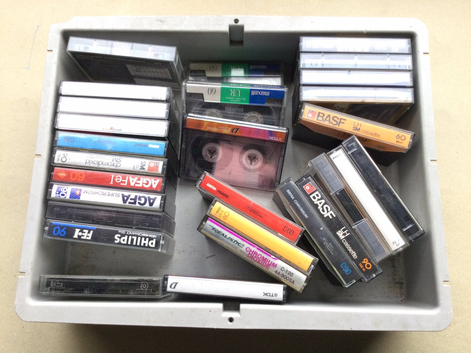 Singels en cassettebandjes enz. Samen voor 5€, Ophalen, Gebruikt, Verzamelalbums