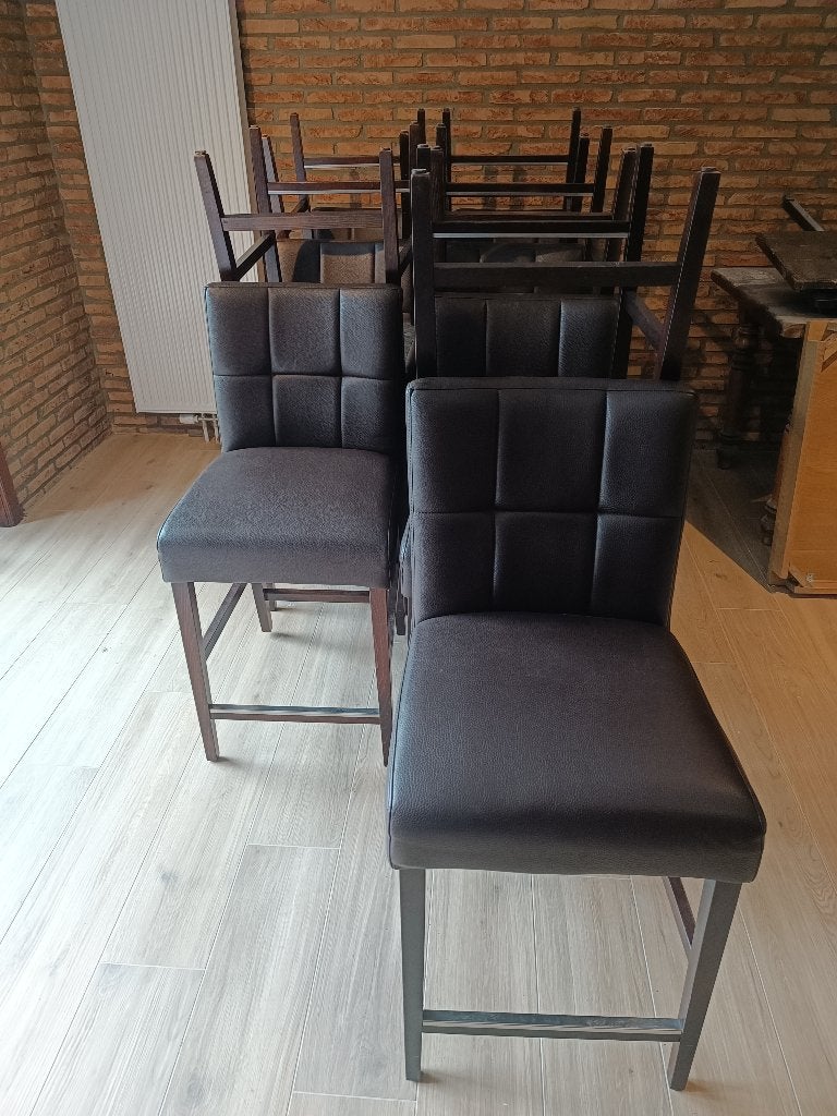 Moderne hoge stoelen met 2 hoge tafels, Huis en Inrichting, Ophalen, 60 tot 90 cm, Leer, Gebruikt
