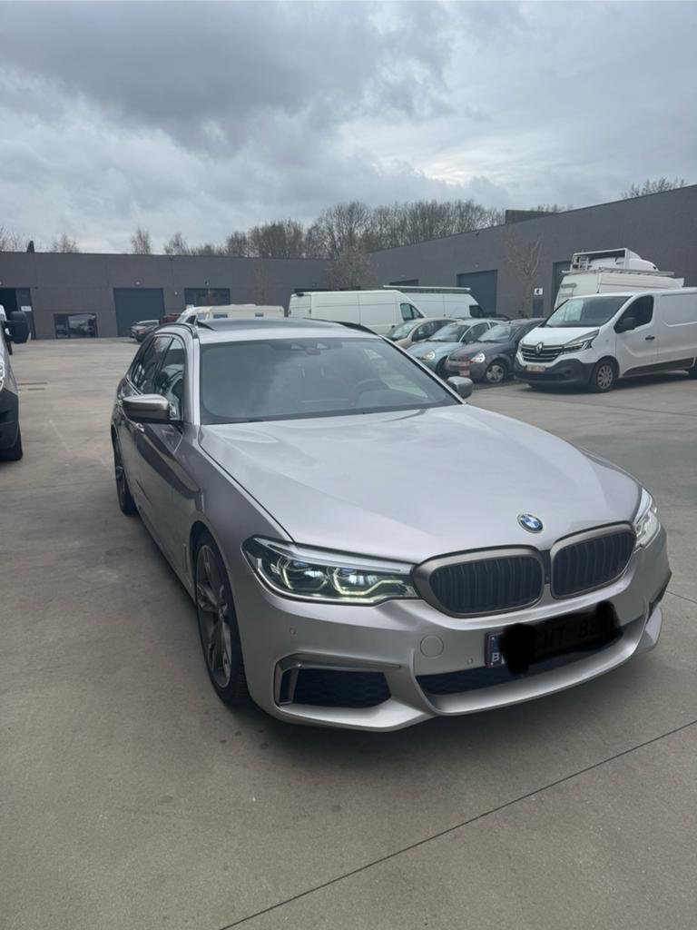 Bmw 550XD 3.0 Diesel 400pk nieuwstaat, Autos, BMW, Cuir, Argent ou Gris, Euro 6, 5 portes