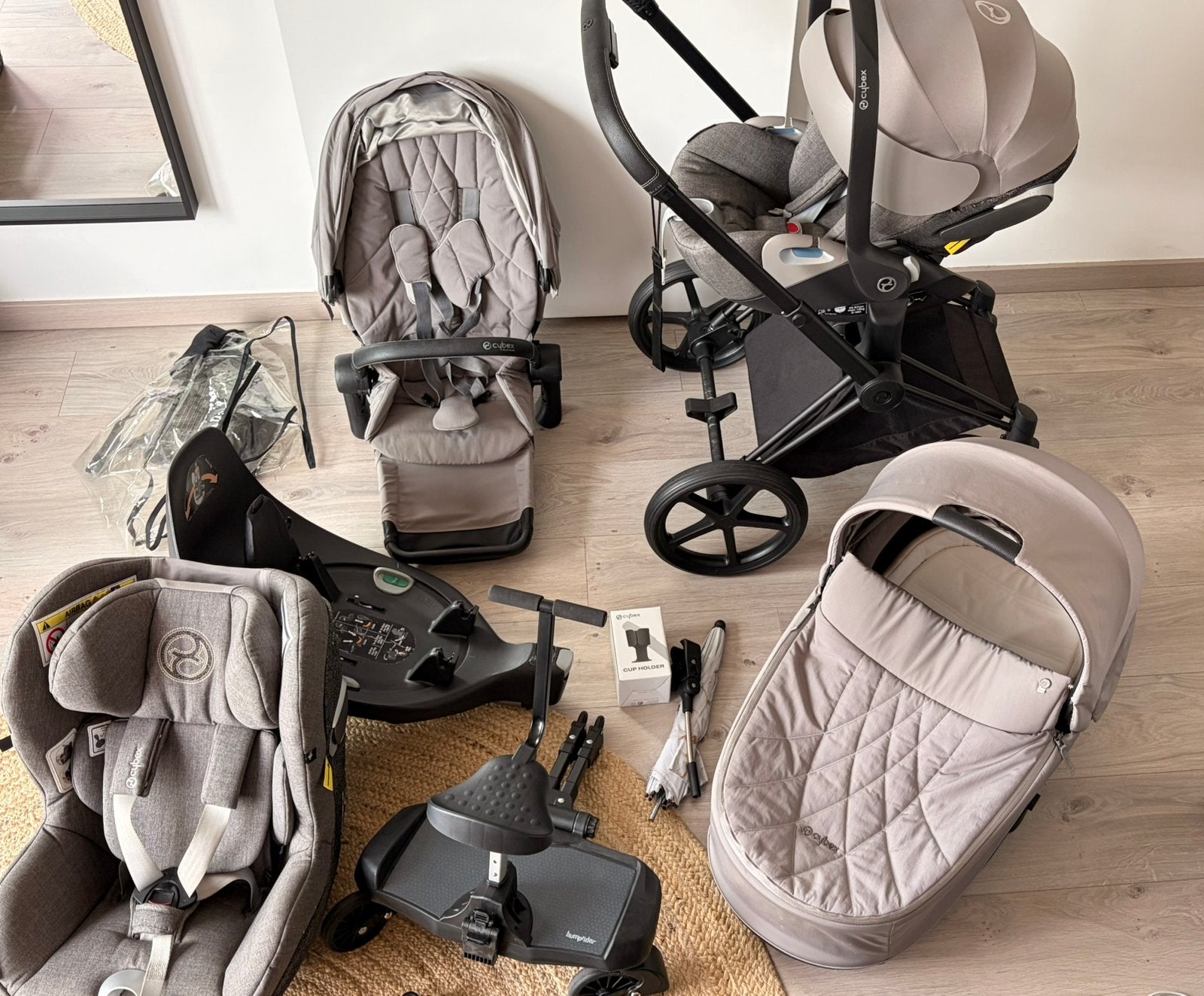 Complete CYBEX babyset – Priam + Cloud Z + Sirona Z + Base Z, Kinderen en Baby's, Ophalen, Zo goed als nieuw
