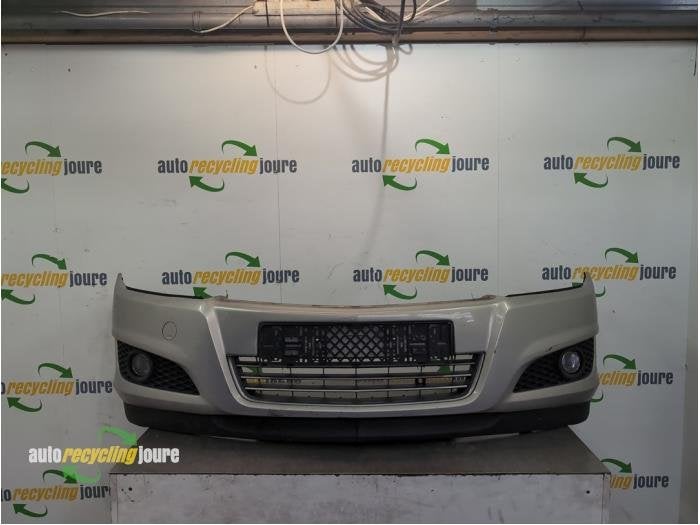 Voorbumper van een Opel Astra (1RU), Gebruikt, -, -, Opel