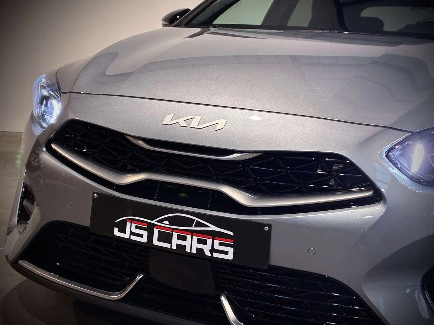Kia Ceed cee'd 1.5 T-GDi GT-Line 1ERPRO-COCKPIT-CARPLAY-CAME, Auto's, Gebruikt, Bedrijf, 140 pk, Zilver of Grijs