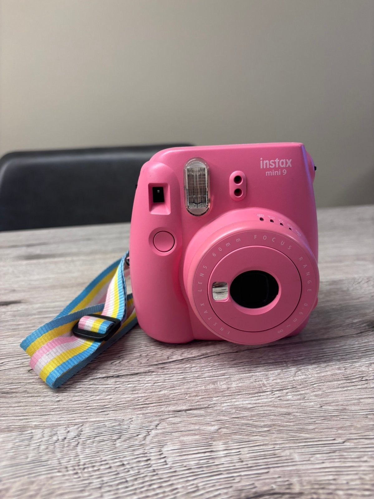 Appareil photo Instax mini 9 Fujifilm rose, Enlèvement, Comme neuf