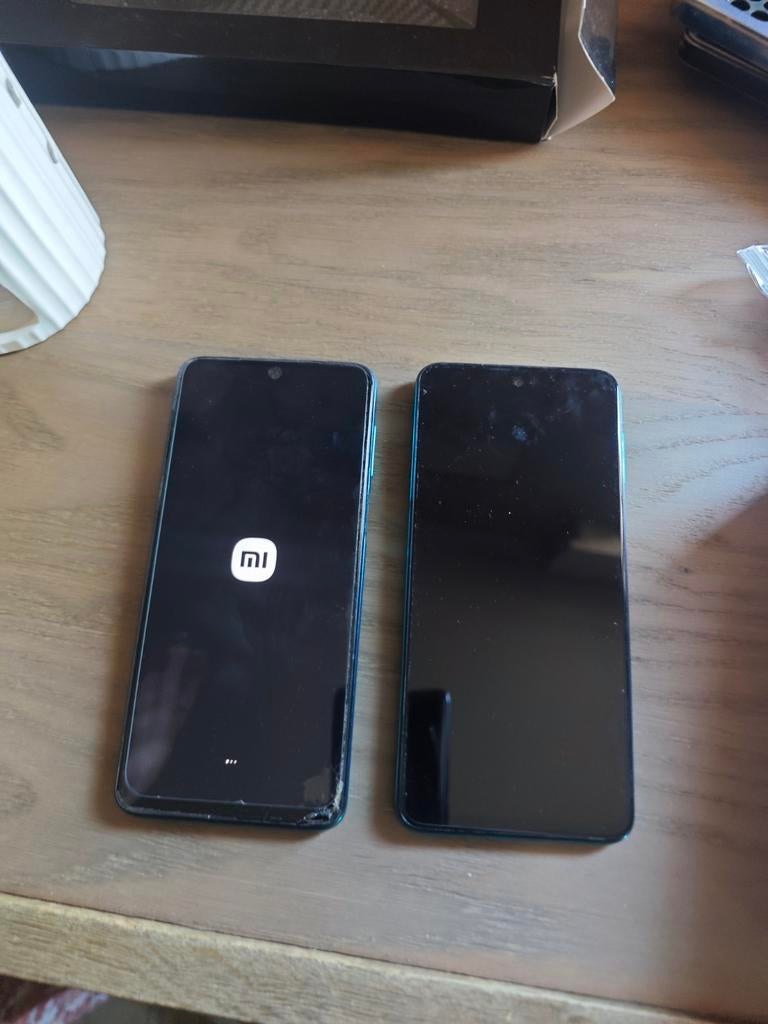 À vendre lot de 2 Xiaomi Redmi Note 9 Pro 128 Go, Enlèvement ou Envoi