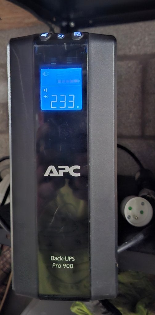 UPS APC Pro  900, Enlèvement, Reconditionné