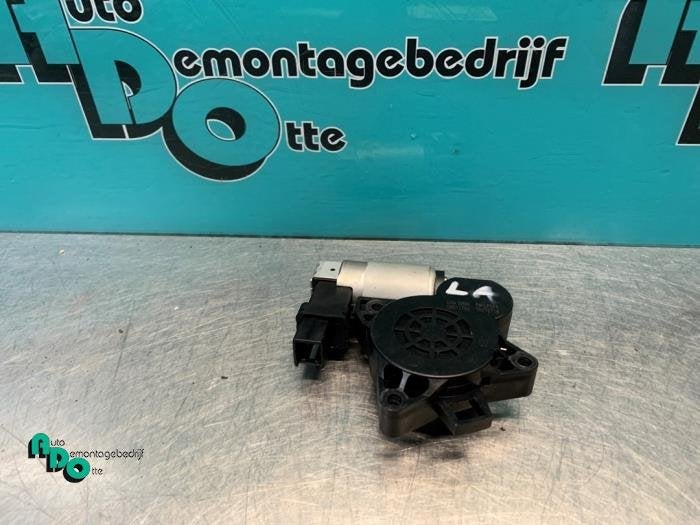 Raammotor Portier van een Mazda 5 (5 05-), Gebruikt, -, -, Ophalen of Verzenden