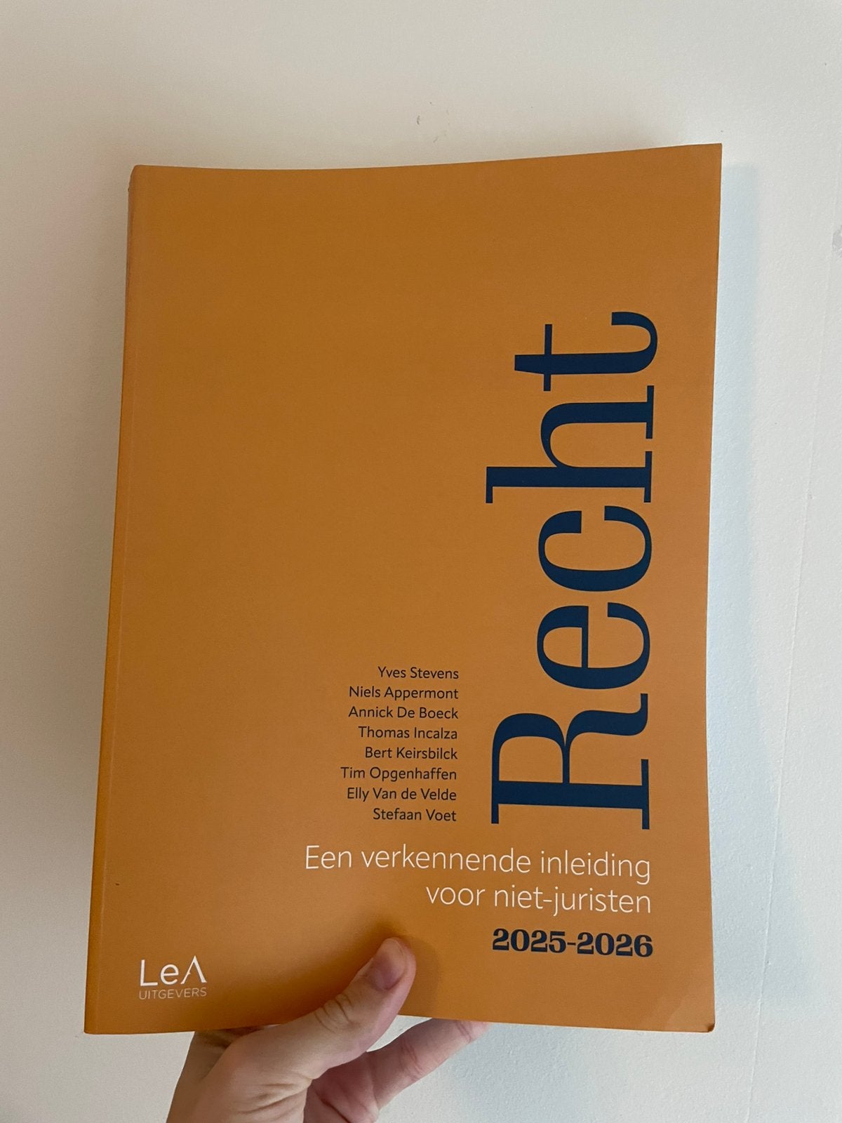 Inleiding tot het recht cursus handelswetenschappen jaar 1, Boeken, Ophalen of Verzenden, Zo goed als nieuw