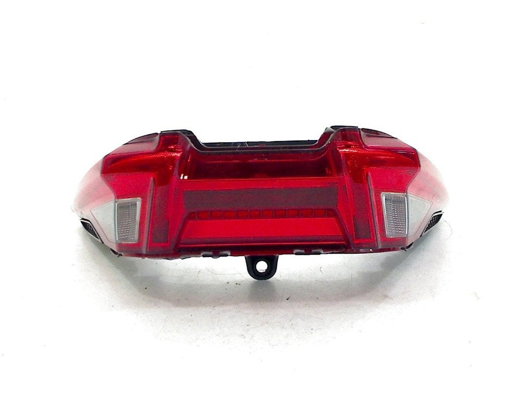 FEU ARRIÈRE Aprilia SXR 4T 3V E5 2021- (1D003349), Aprilia, Piaggio & C. SpA, Viale Rinaldo Piaggio, 25
56025  Pontedera, PI, IT