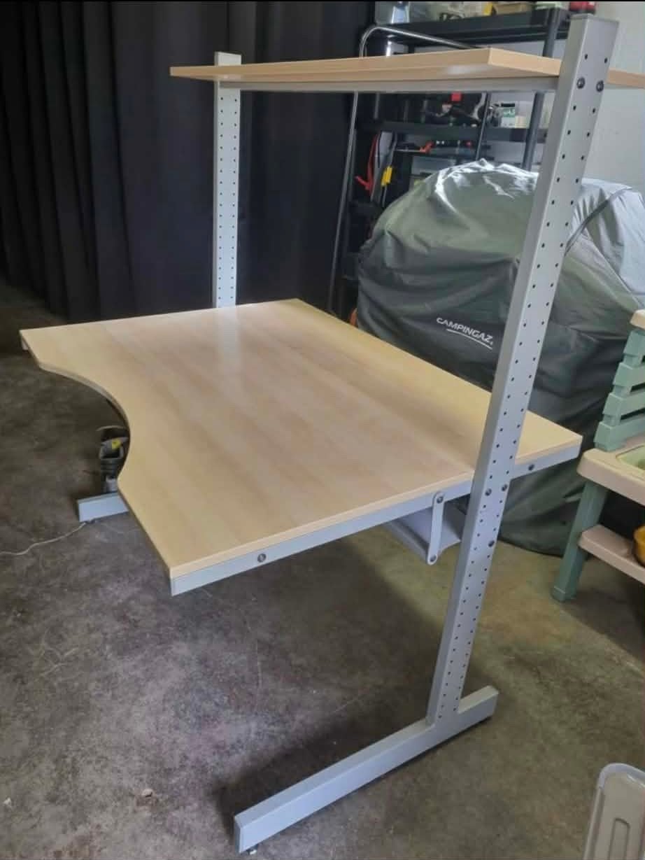 Bureau, Enlèvement, Utilisé