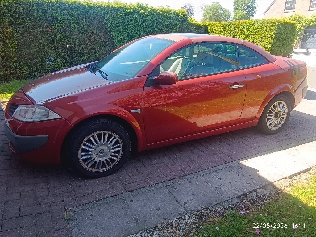 RENAULT MEGANE 2 COUPÉ CABRIOLET 1.9 CDI PRIVILEGE LUXE, Ophalen, Cabriolet, Renault, Rood