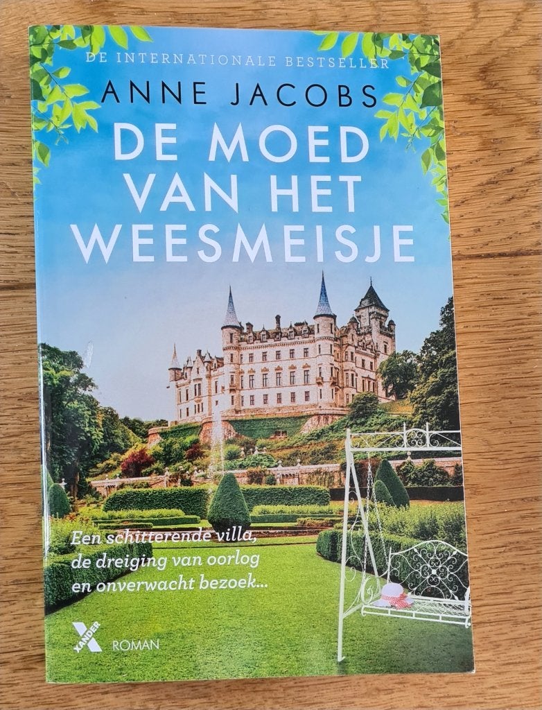 Boek de moed van het weesmeisje, Boeken, Ophalen of Verzenden