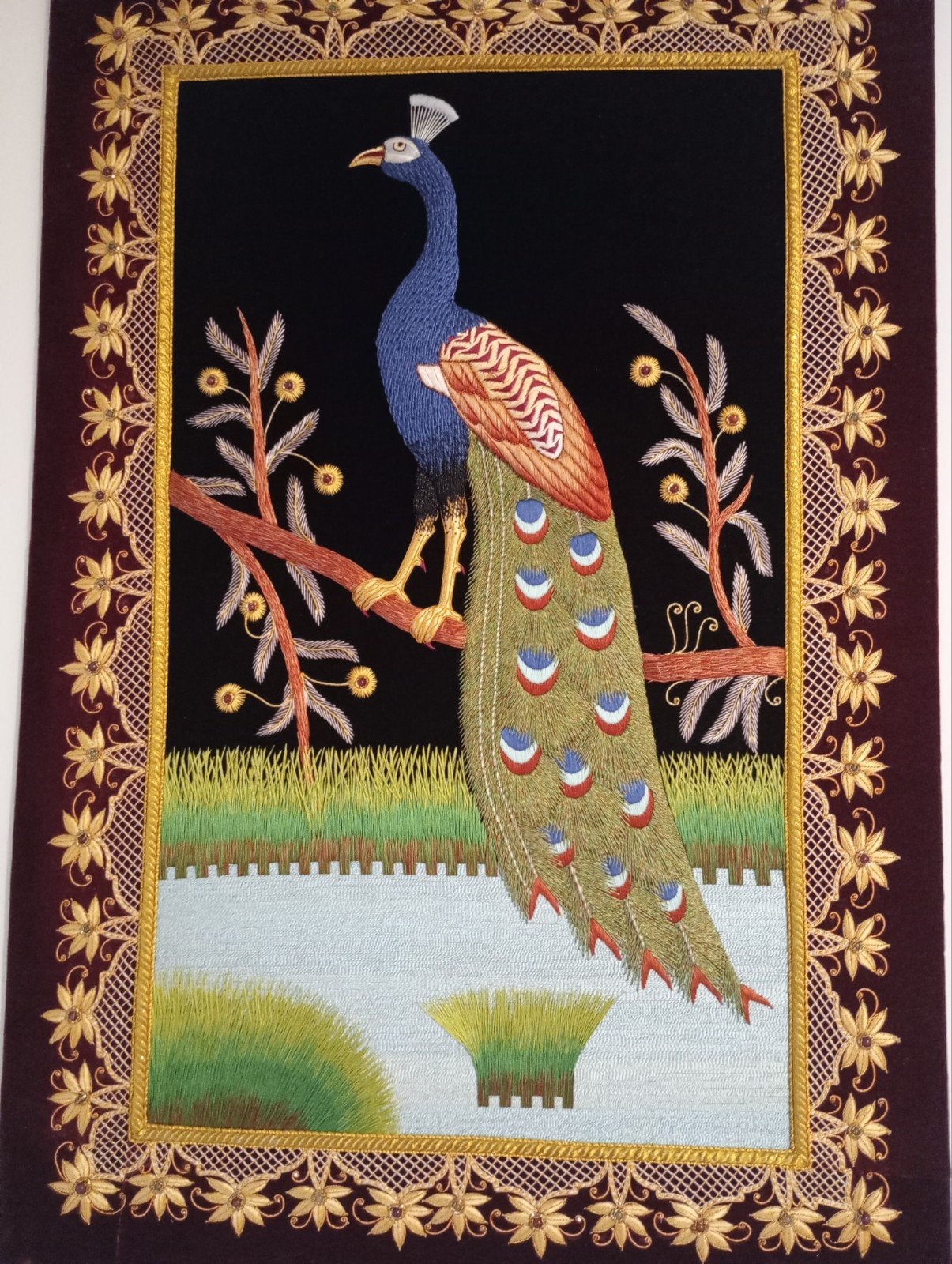 hand embroidered Indian tapestry, Antiek en Kunst, Meerkleurig, India, Ophalen