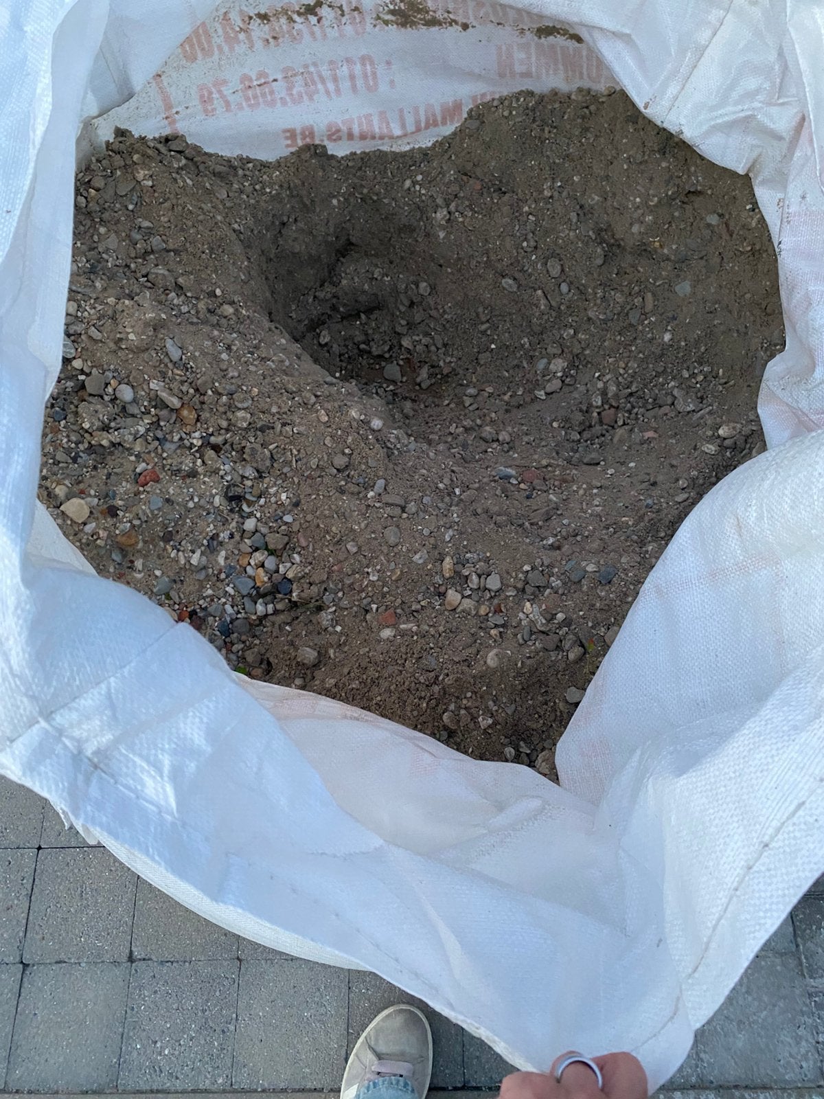 Gemengd Zand en kiezel voor beton +-300 kg, Enlèvement, Comme neuf