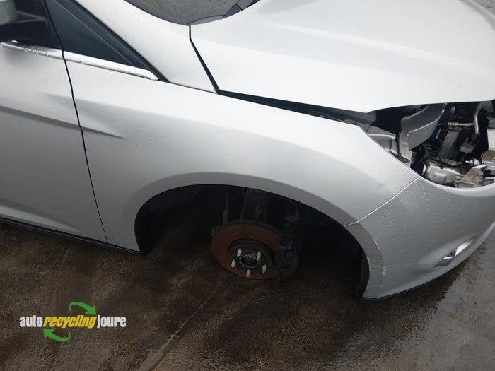Aile avant droite d'un Ford Focus (OB), -, -, 3 mois de garantie, -