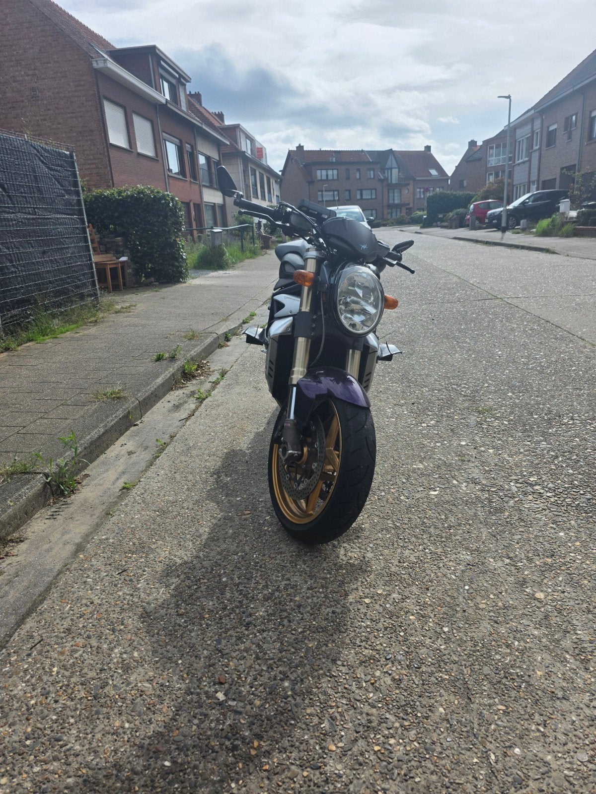 mv agusta brutale 750s, Ophalen