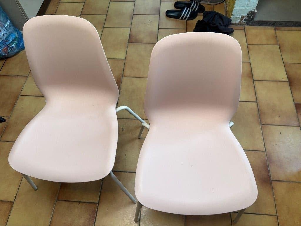 4 keukenstoelen te geef in gebruikte staat, Huis en Inrichting, Ophalen
